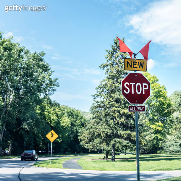 New Stop Sign At Suburban Road Intersection 1188283555 게티이미지뱅크 