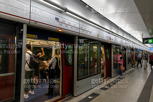 MTR Ho Man Tin Station in Kowloon, Hong Kong (1330766808) - 게티이미지뱅크