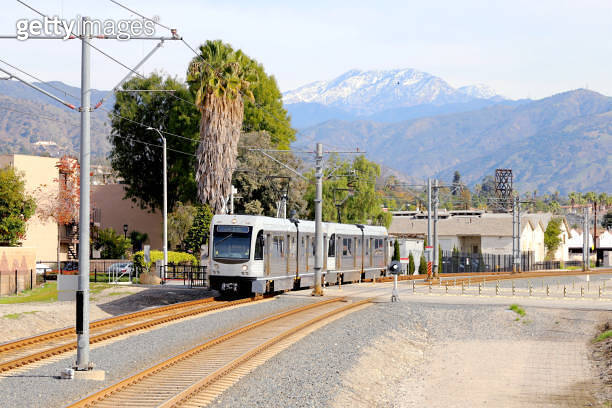Los Angeles Metro Gold Line Train arriving at Azusa Downtown Station ...