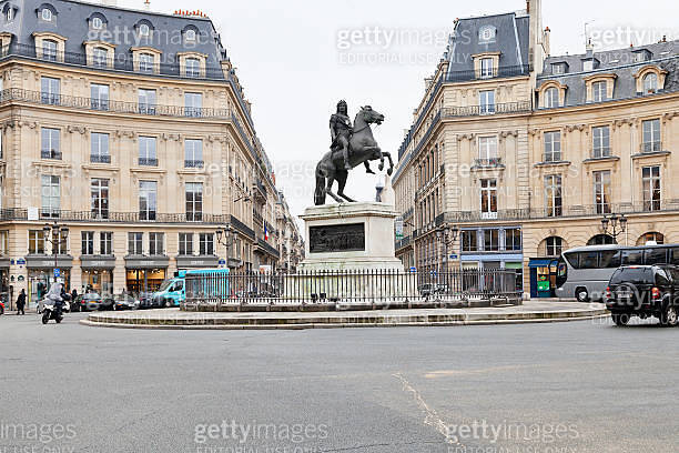 Place des Victoires, Paris 이미지 (458872033) 게티이미지뱅크