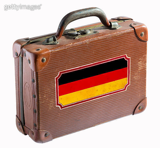 Antique leather suitcase with german flag 이미지 (467812851) 게티이미지뱅크
