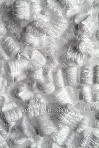 Polystyrene Packing Chips 이미지 (495620850) - 게티이미지뱅크