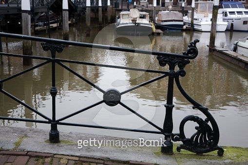 Dutch Railing Details of iron railing of medieval Dutch bridge 이미지 (497900784) - 게티이미지뱅크