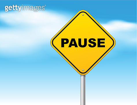 Pause road sign 이미지 (504757592) - 게티이미지뱅크