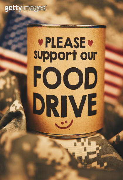 Military Food Drive Canned Goods Collection 이미지 (1040798324) - 게티이미지뱅크