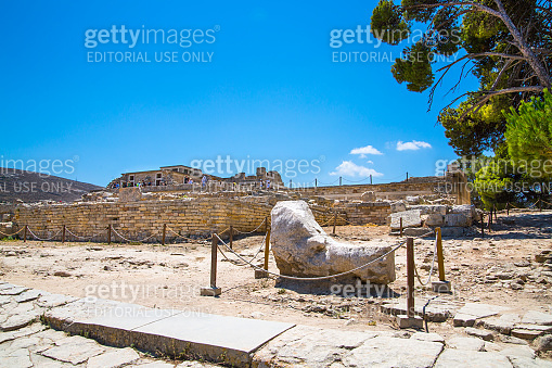 Greece, Crete. Knossos ruins, ceremonial and political centre of the ...