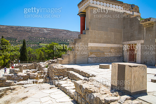 Greece, Crete. Knossos ruins, ceremonial and political centre of the ...