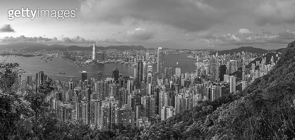 Panoramic view of Victoria Harbor and Hong Kong skyline 이미지 (1171010292 ...