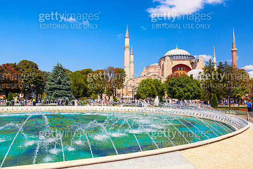 Hagia Sophia Ayasofya museum with fountain in the Sultanahmet Park in ...