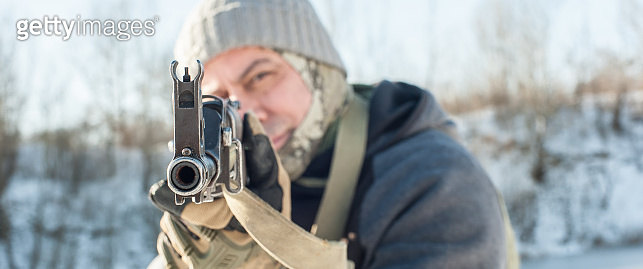 Gun Point Kalashnikov rifle front view gun point. Direct machine gun close-up 이미지 ...