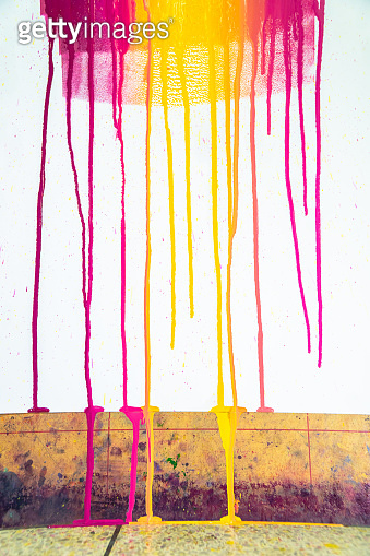 dripping colors of printing ink 이미지 (1184389509) - 게티이미지뱅크