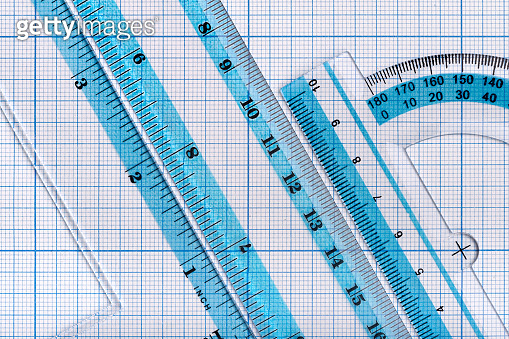 Plastic Reference Guide Ruler Group of transparent plastic rulers (1089332302) - 게티이미지뱅크