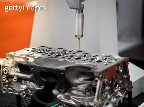 CMM Coordinate Measuring Dimension Machine 이미지 (1289832864) - 게티이미지뱅크