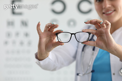 Happy attractive female choose proper variant ??? (1220081977) - ???????