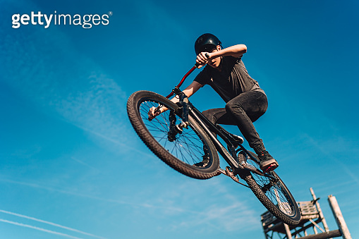 flying with a mountain bike