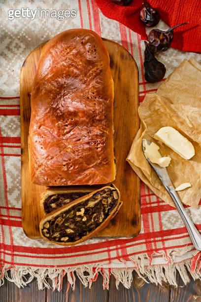 Swiss pear bread - Birnbrot. Local baked goods filled with dried pears ...