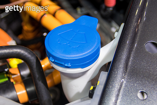 Automotive system water and fill Injection water for glass into the car ...