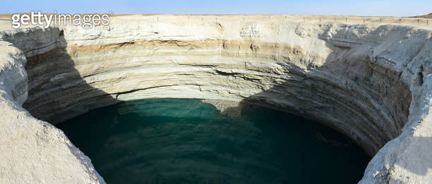 The Turquoise crater - Karakum Desert north of Darvaza, Dashoguz ...