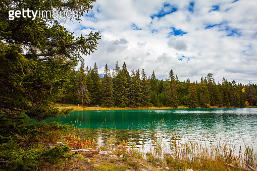 Lake lovely lake 이미지 (1303445249) 게티이미지뱅크