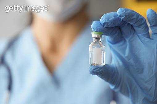 Touching Glass Injection Vaccine clear glass injection vial 이미지 (1349687925) - 게티이미지뱅크