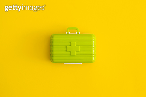 Daily pill box with medical pills on beige background. 이미지 (1350892724