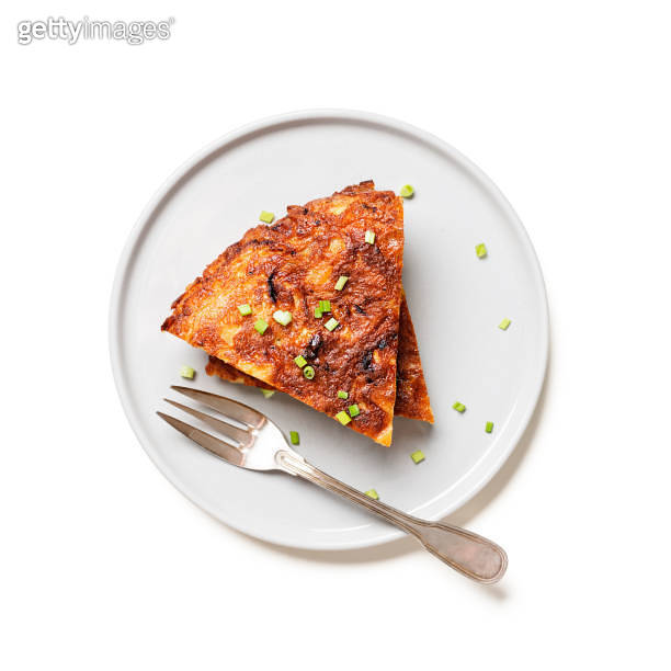 spanish omelette with potatoes and eggs 이미지 (1369179218) 게티이미지뱅크