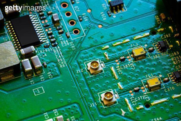 Computer Board Url Close up of components and microchips on PC circuit board 이미지 ...