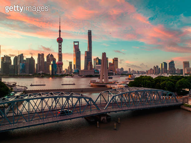 shanghai morning 이미지 (1567618052) 게티이미지뱅크