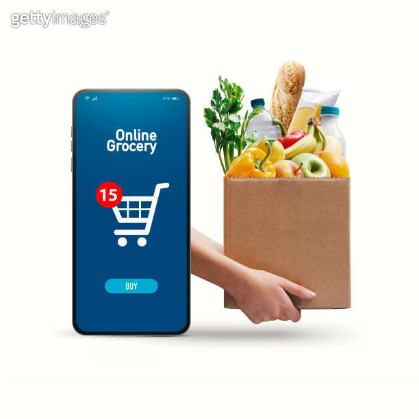 Online grocery shopping and delivery app 이미지 (1459390667) 게티이미지뱅크