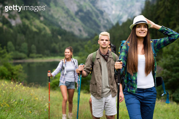Group of happy friends with backpacks hiking together 이미지 (1458710753 ...