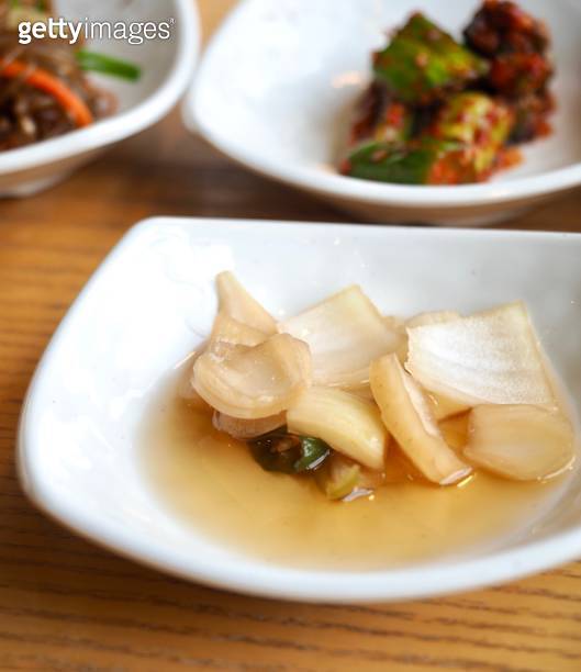 Korean traditional food pickled onions in soy sauce 이미지 (1829821629