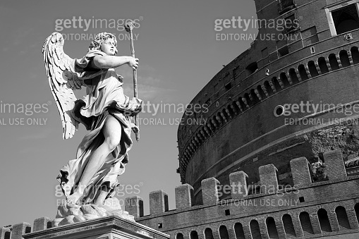 Rome - Angel with the Lance on the Ponte Sant'Angelo - Angels bridge ...