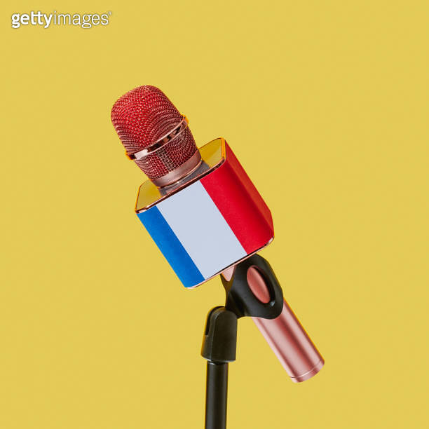 microphone patterned with the flag of France 이미지 (1720403148) 게티이미지뱅크