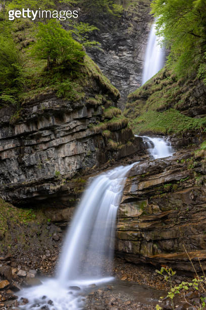 The cascade waterfall of Diesbach in Betschwanden 이미지 (2151742307) 게티