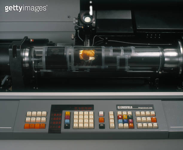 Film photography of ancient drum scanner capture 이미지 (2057968735) 게티이미지뱅크