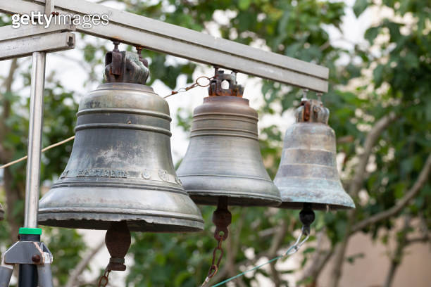 Large Bell Rining Bells of the church. Big ringing bells, bell chime (1988504238) - 게티이미지뱅크